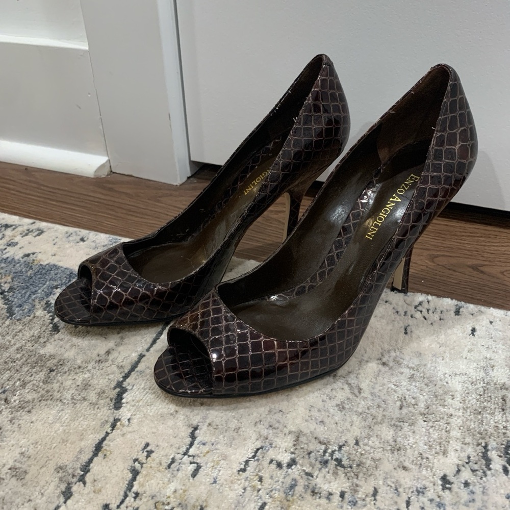 Enzo Angiolini Dark Brown Textured Heels